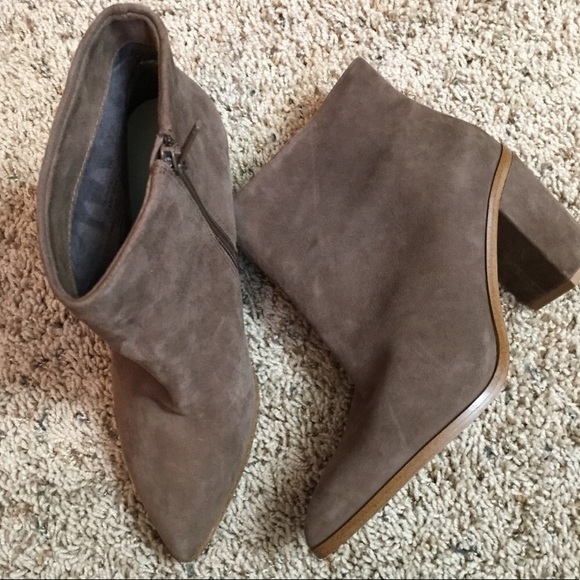 1. State Shoes - Paven Pointy booties